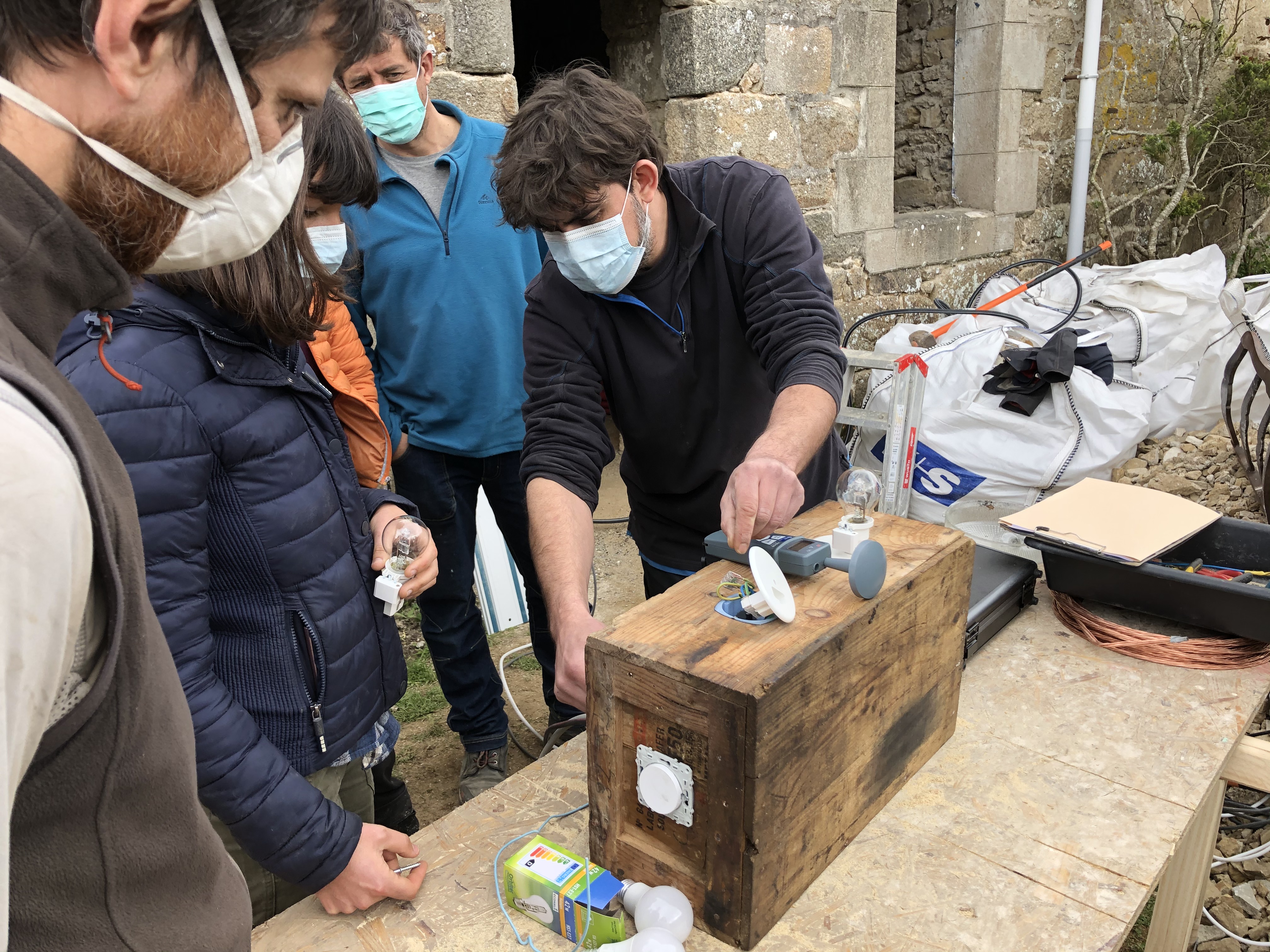 Parcours de découverte des métiers de l'écoconstruction à destination des publics en insertion en Bretagne