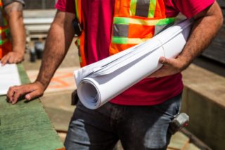 Travailler avec des personnes en insertion sur les chantiers de gros œuvre